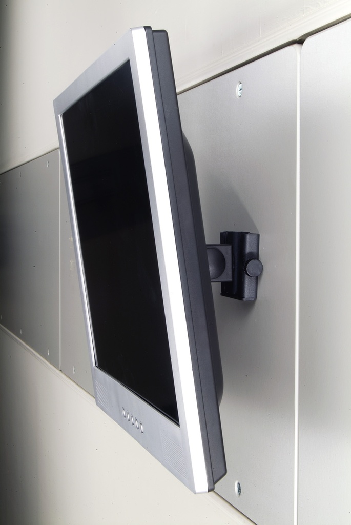 LCD / TV Wall Mount (Tilted)